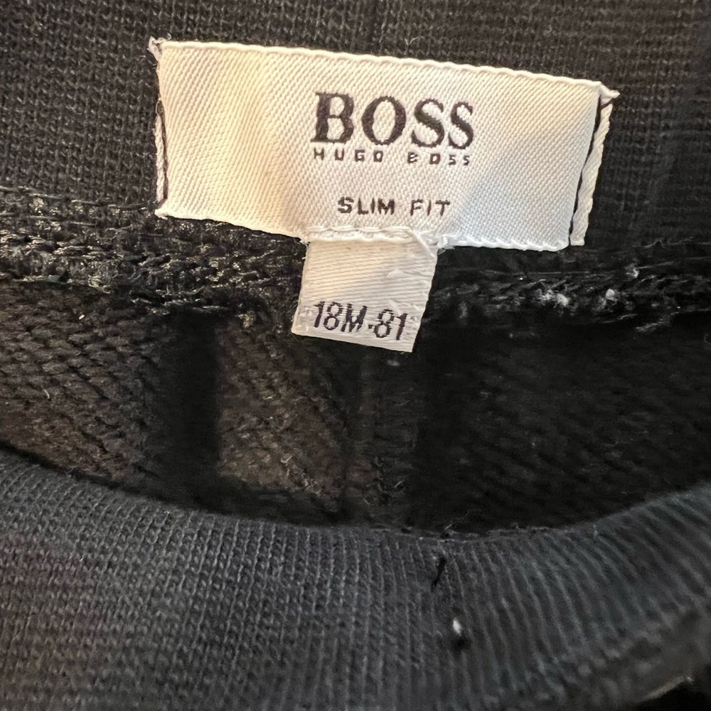 Hugo Boss jogging pants - Picture 3 of 4